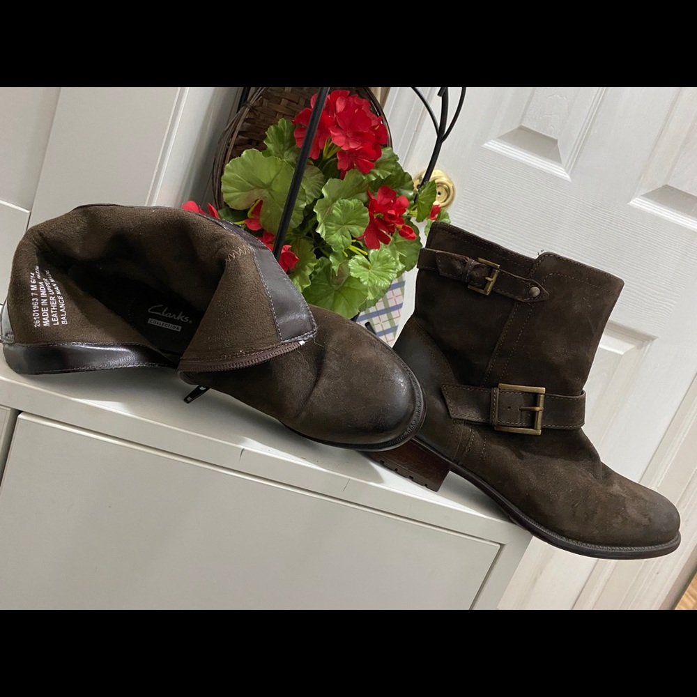 Clarks Collection Brown Leather Upper - image 1